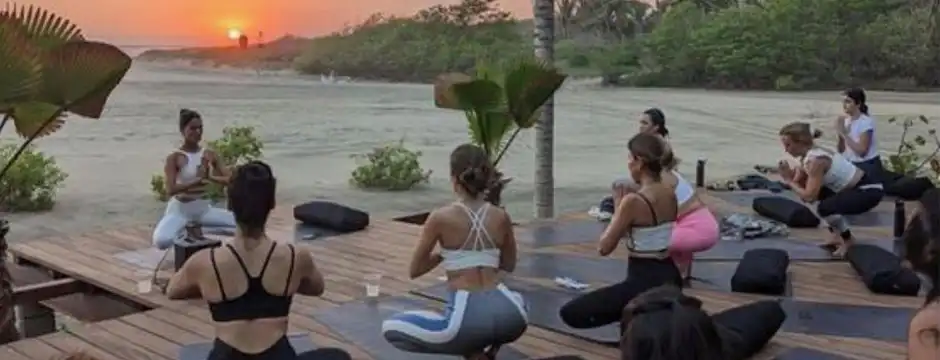Best-Yoga-Teacher-Training-Programs_-Key-Factors-to-Consider-Before-Enrolling
